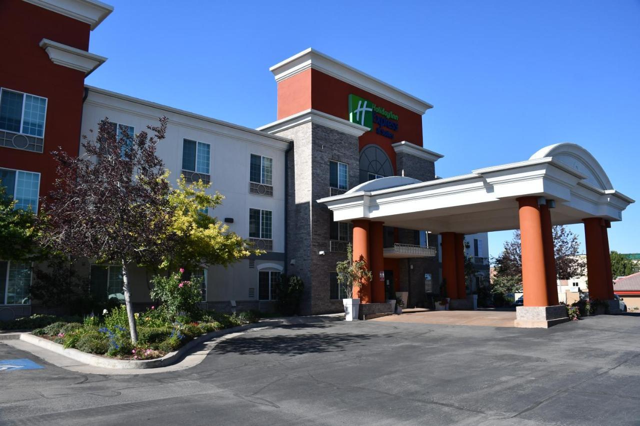 Holiday Inn Express Hotel & Suites Evanston By Ihg Esterno foto