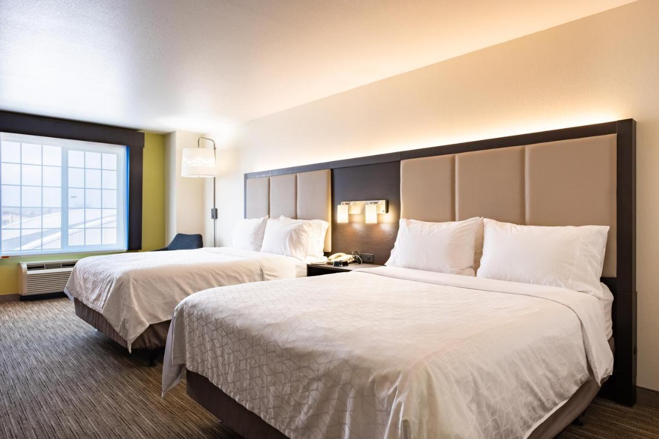 Holiday Inn Express Hotel & Suites Evanston By Ihg Esterno foto