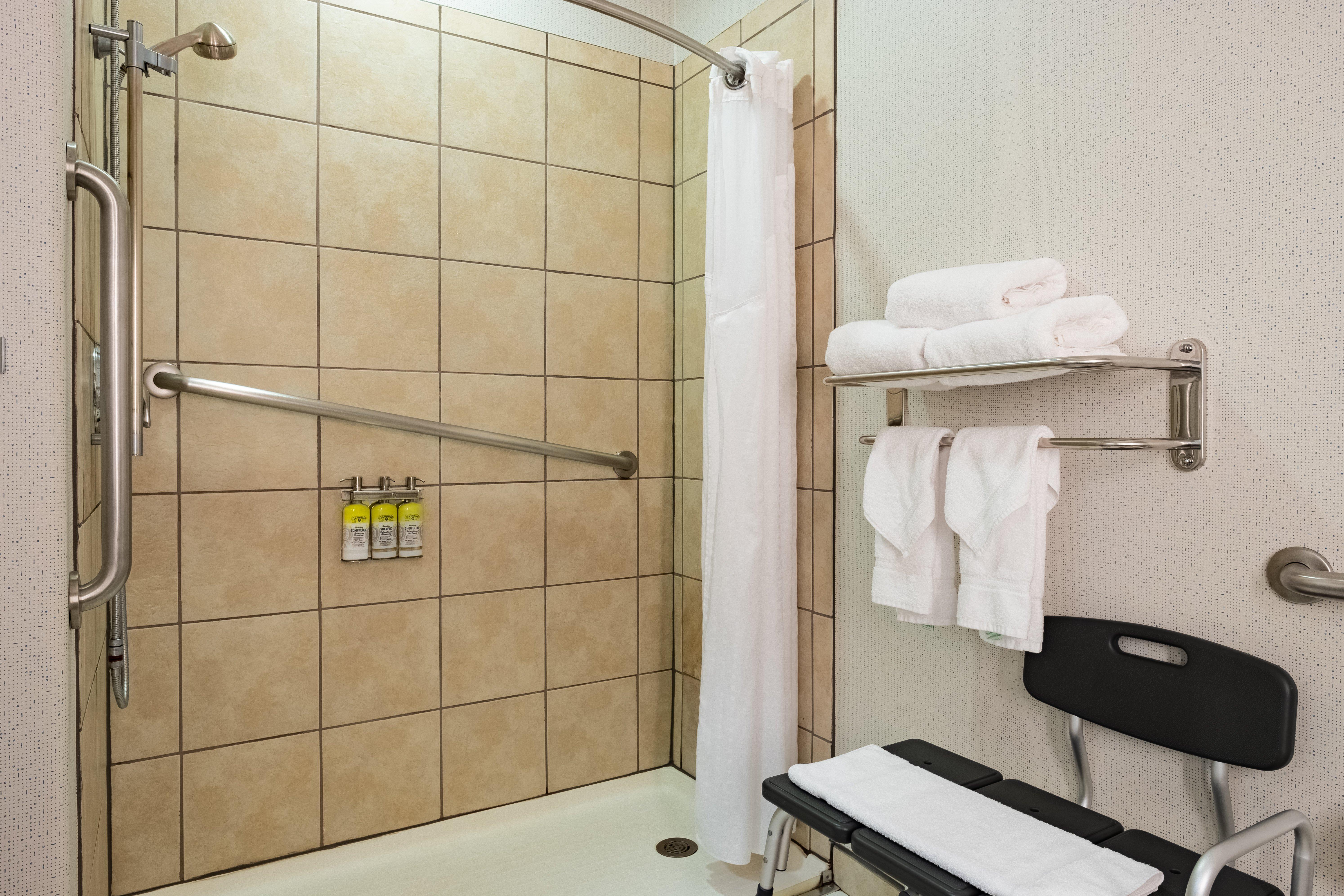 Holiday Inn Express Hotel & Suites Evanston By Ihg Esterno foto