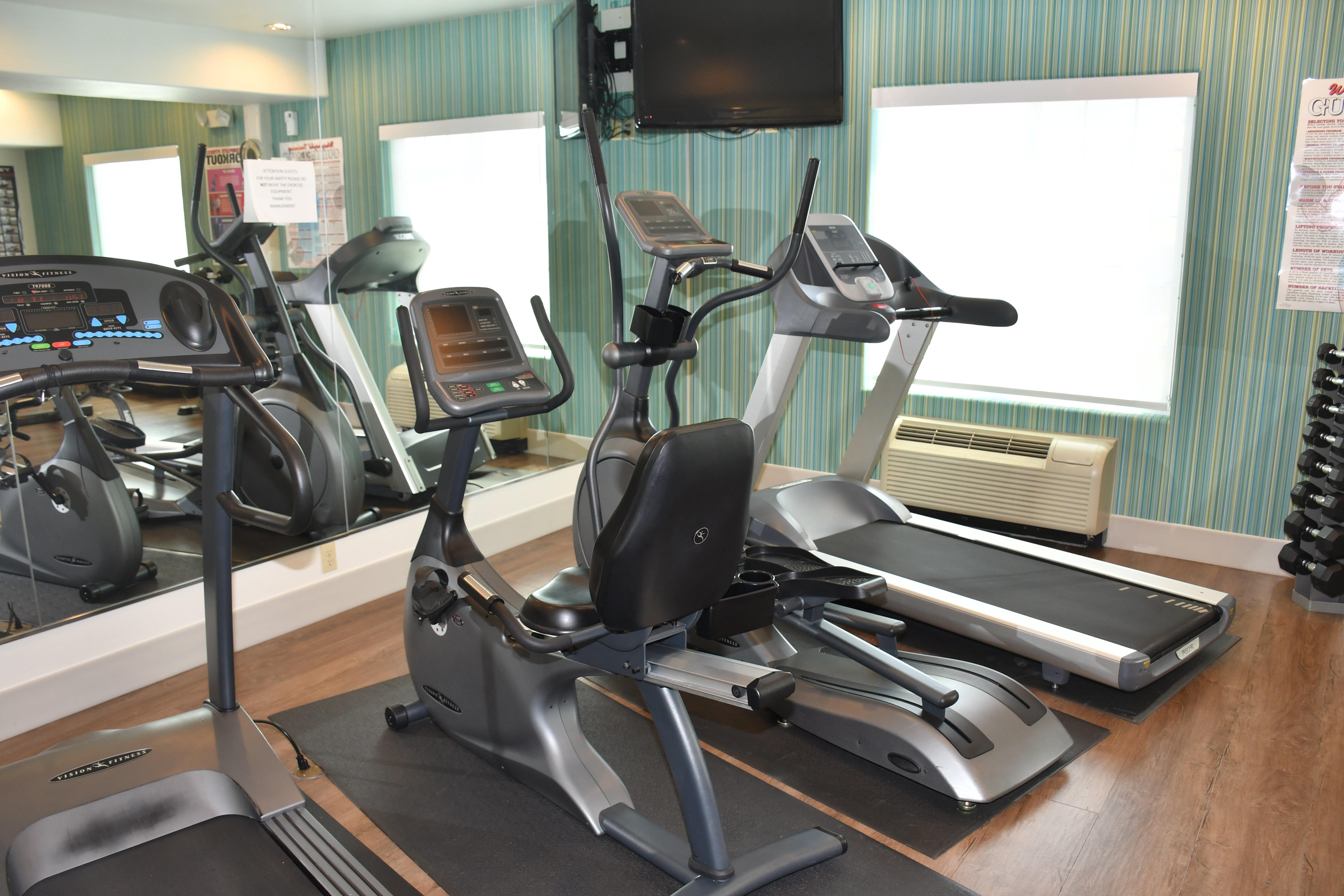 Holiday Inn Express Hotel & Suites Evanston By Ihg Esterno foto