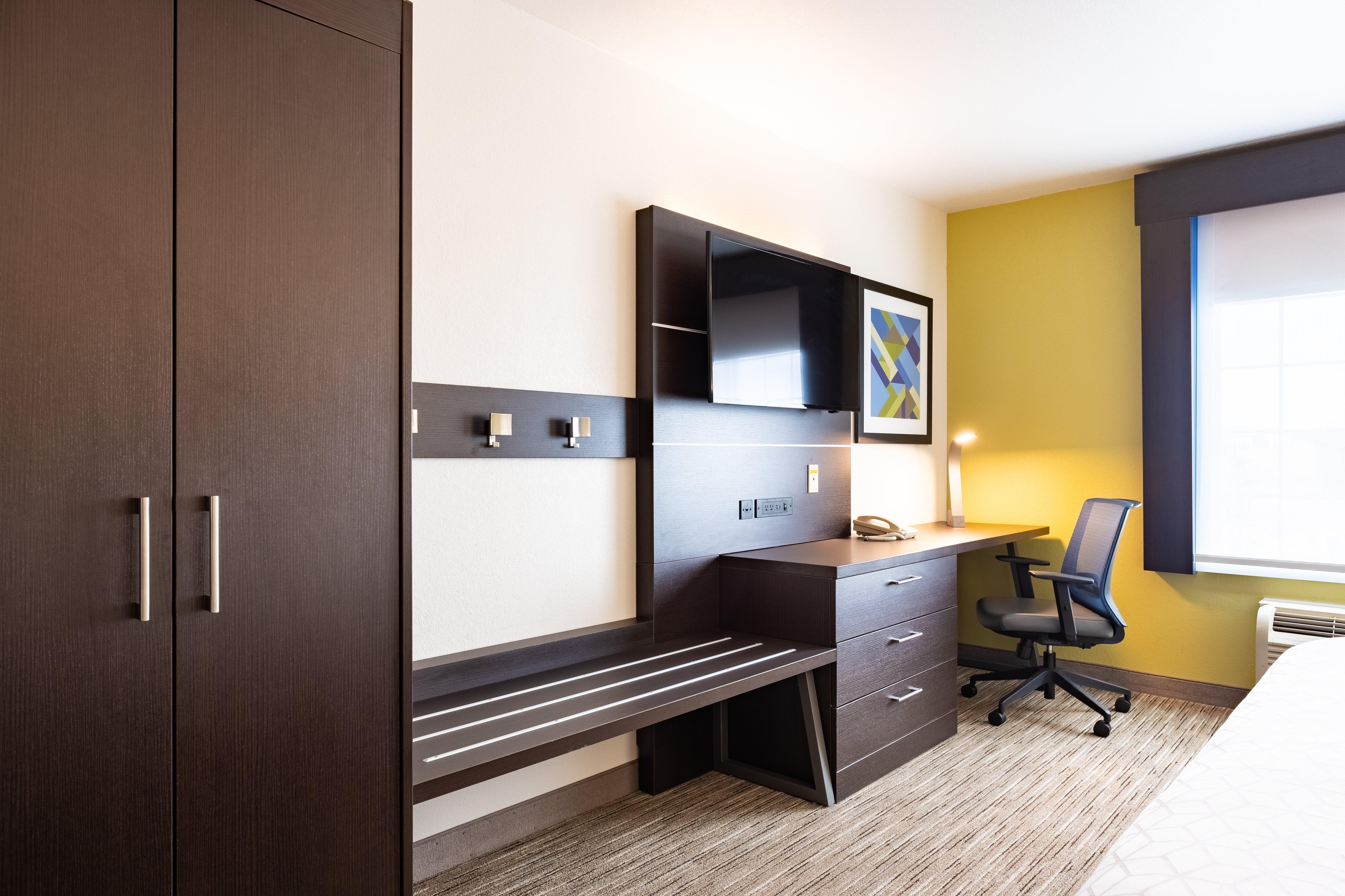 Holiday Inn Express Hotel & Suites Evanston By Ihg Esterno foto