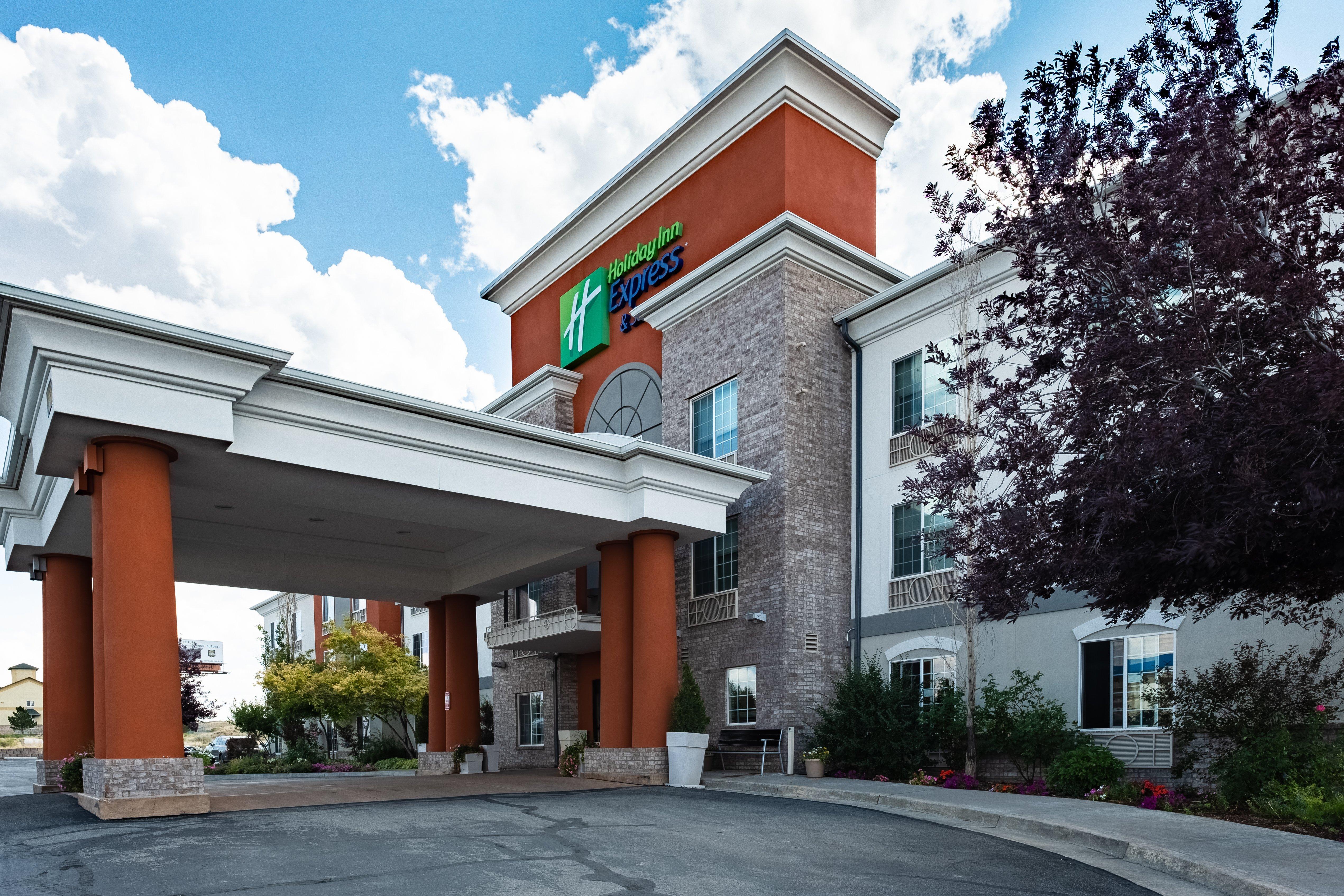 Holiday Inn Express Hotel & Suites Evanston By Ihg Esterno foto