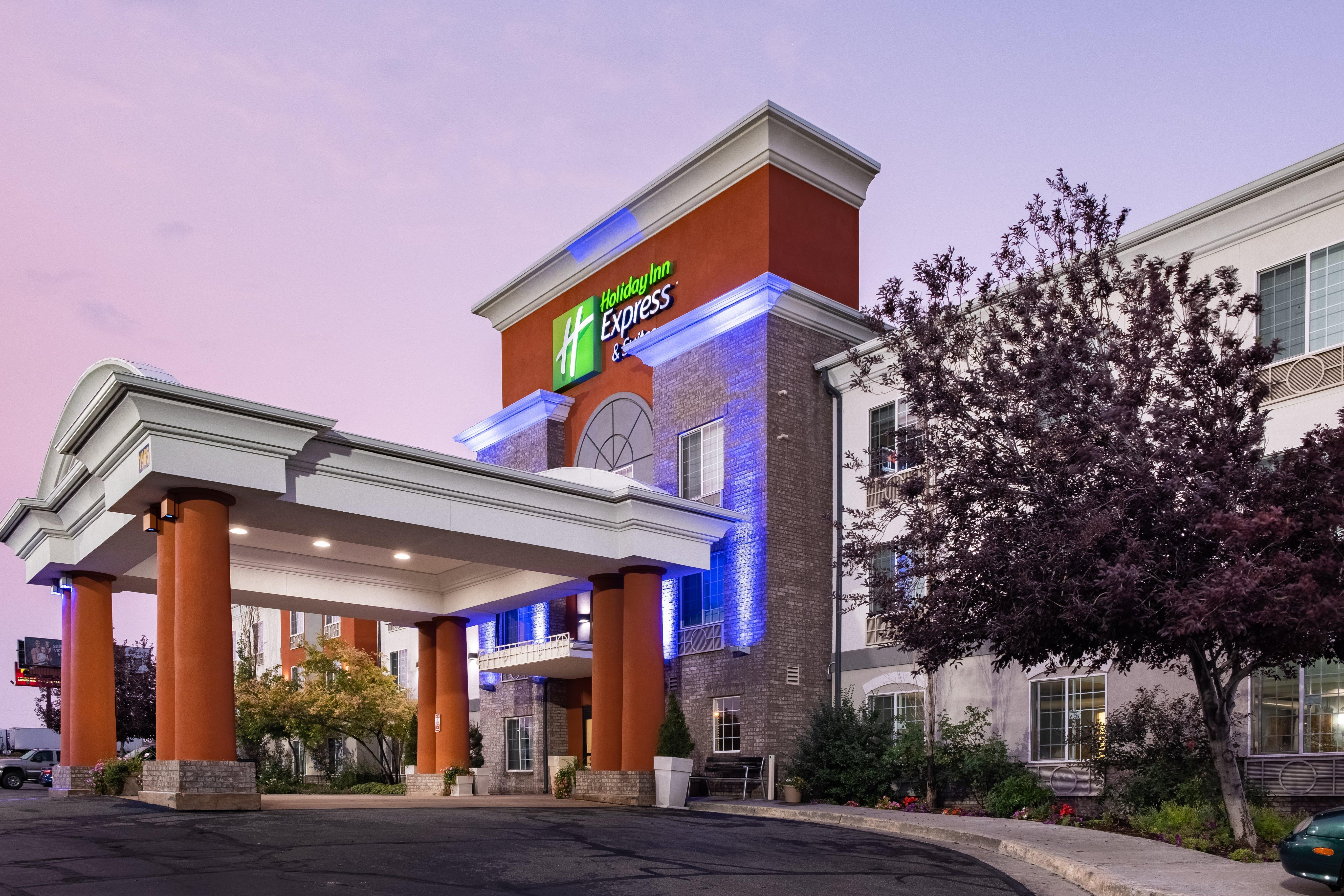 Holiday Inn Express Hotel & Suites Evanston By Ihg Esterno foto