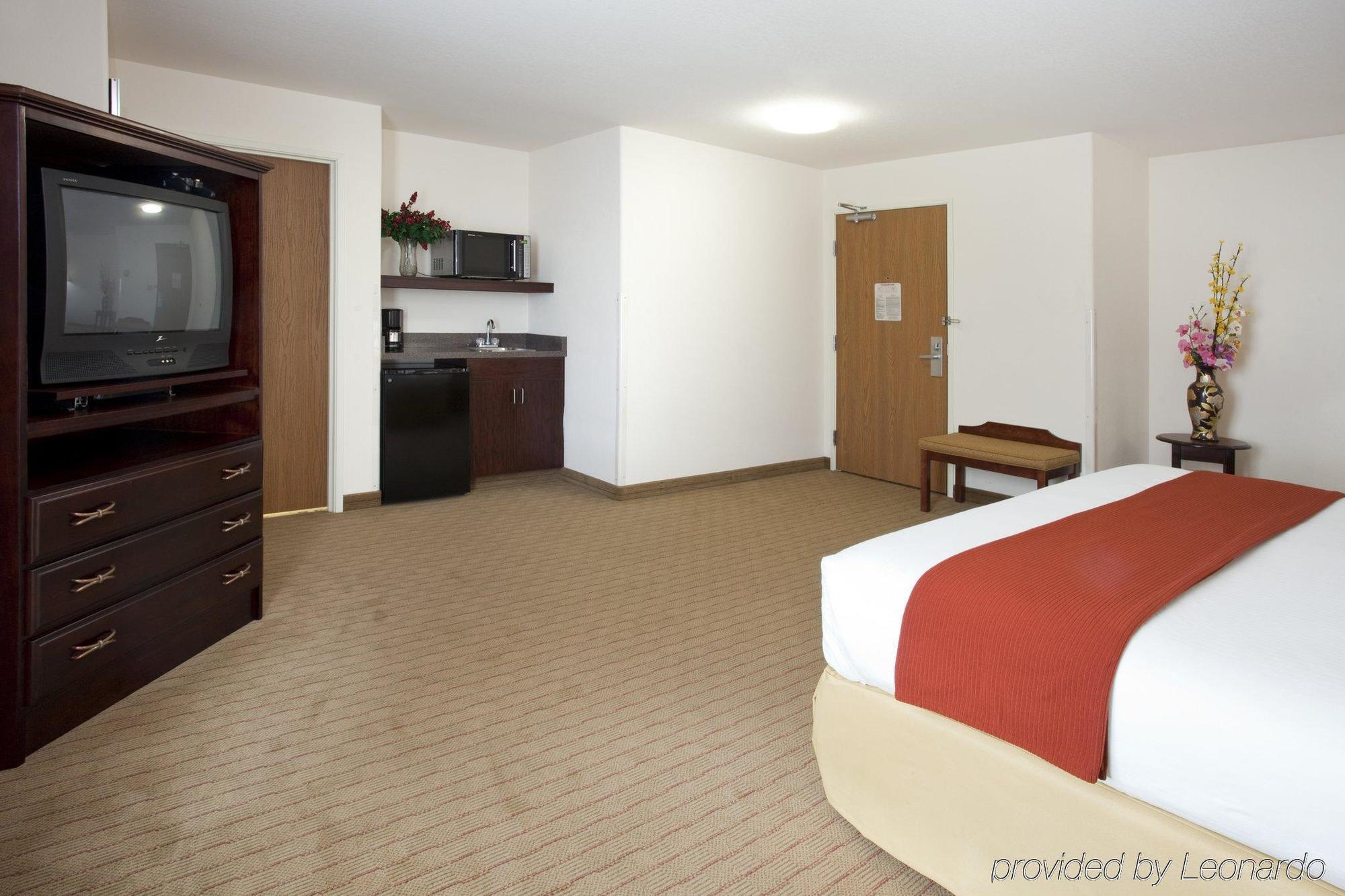 Holiday Inn Express Hotel & Suites Evanston By Ihg Camera foto